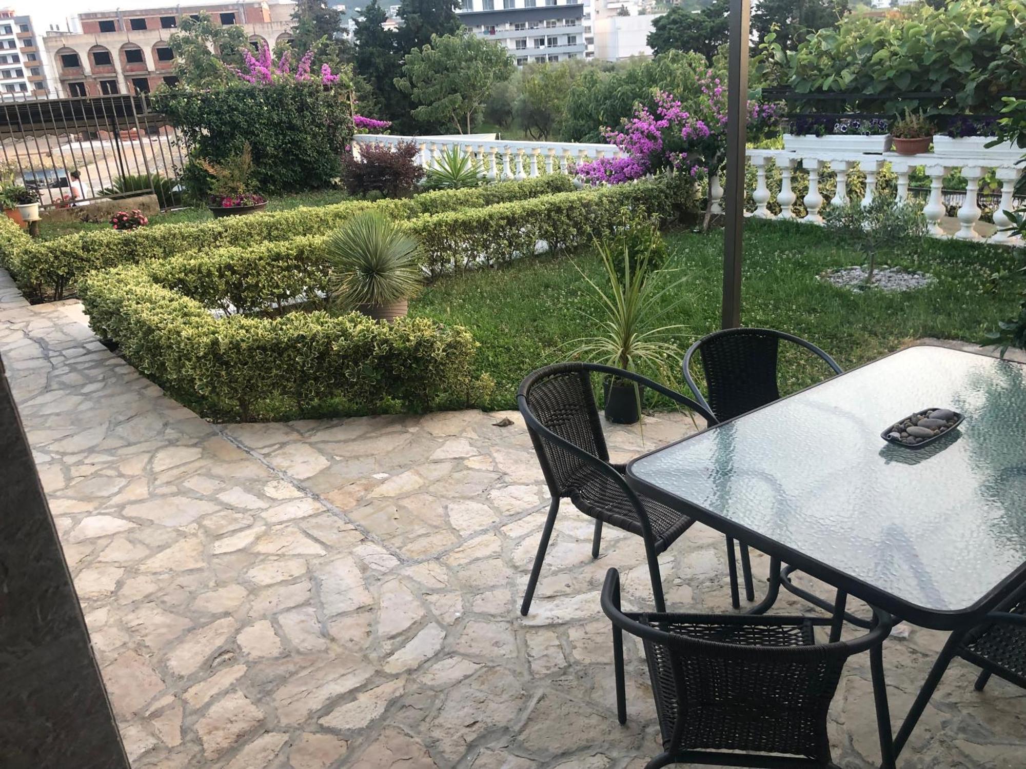 Rejhan Totti Ulcinj Luaran gambar